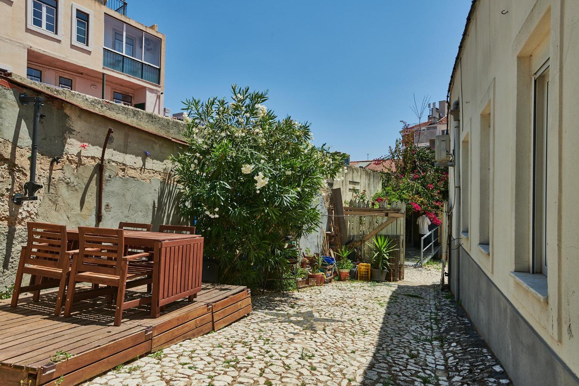 The Back Yard Nest Apartment Lisboa Ngoại thất bức ảnh