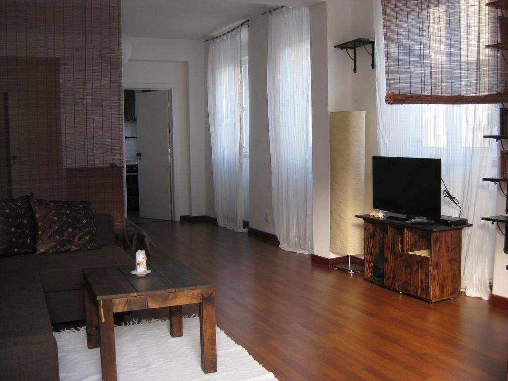 The Back Yard Nest Apartment Lisboa Phòng bức ảnh